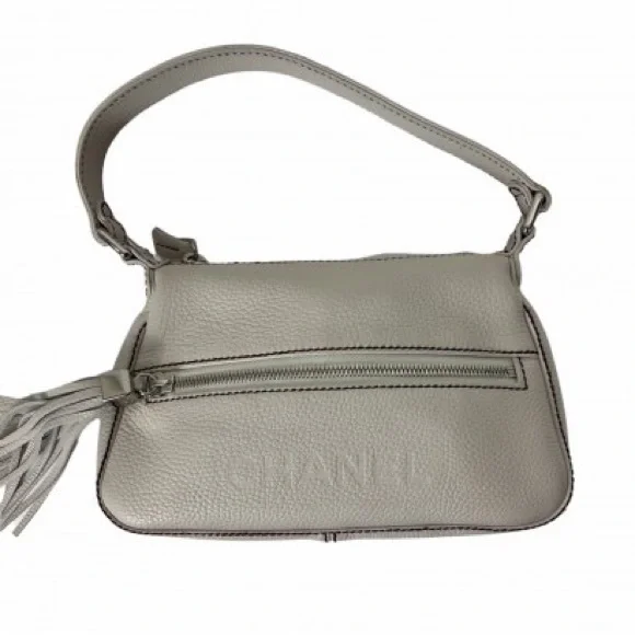 EUC! Authentic vintage Chanel embossed pebble leather bag - Picture 11 of 16